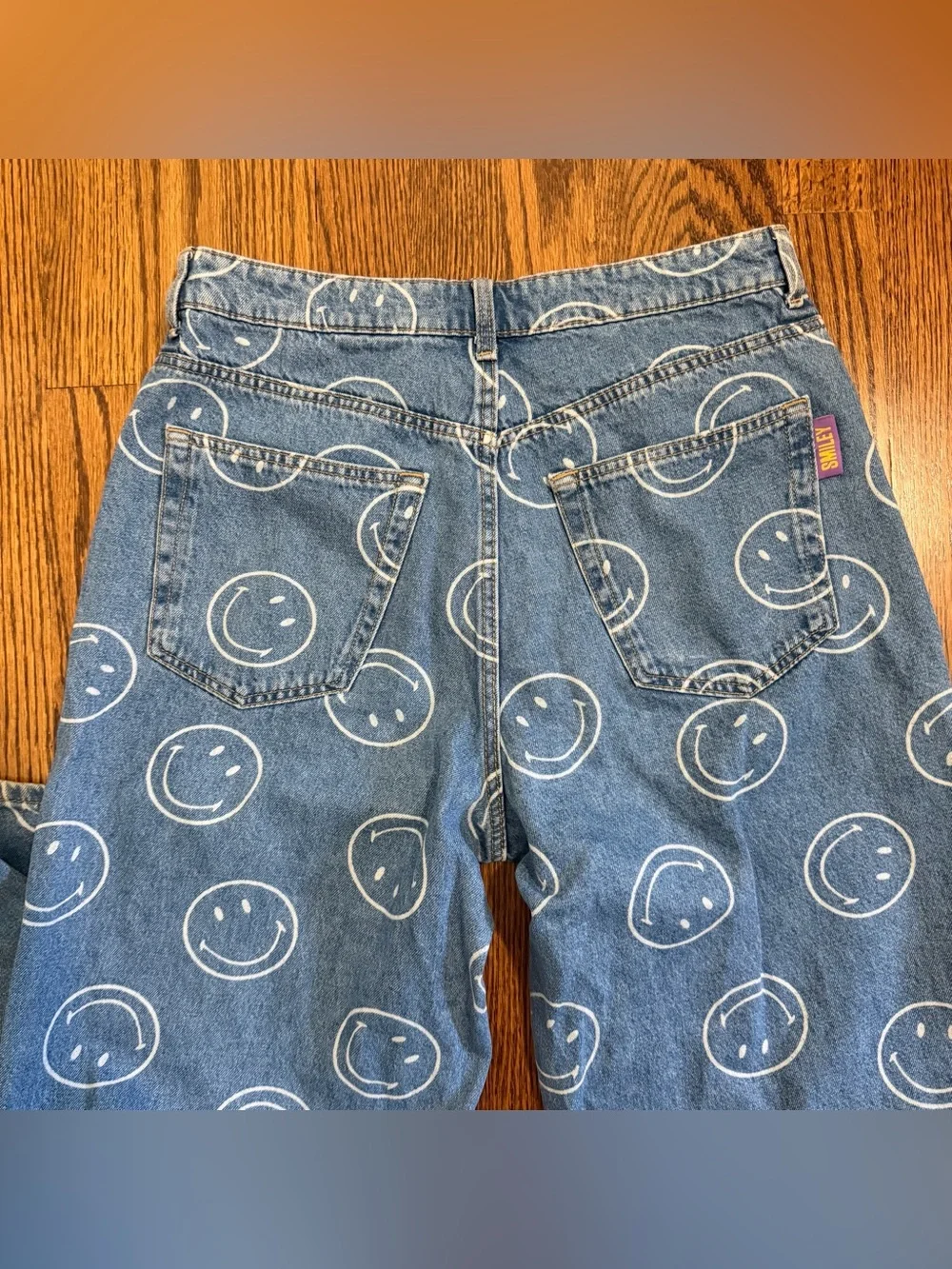 H&M Smiley Barrel Leg Blue Denim Jeans Size 6